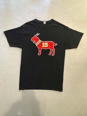 Patrick Mahomes Kansas City Chiefs Goat #15 T-Shirt